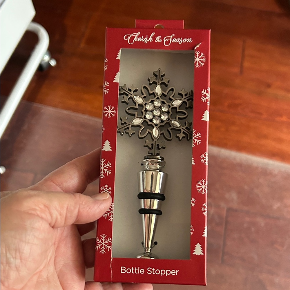 Silver Snowflake Bottle Stopper